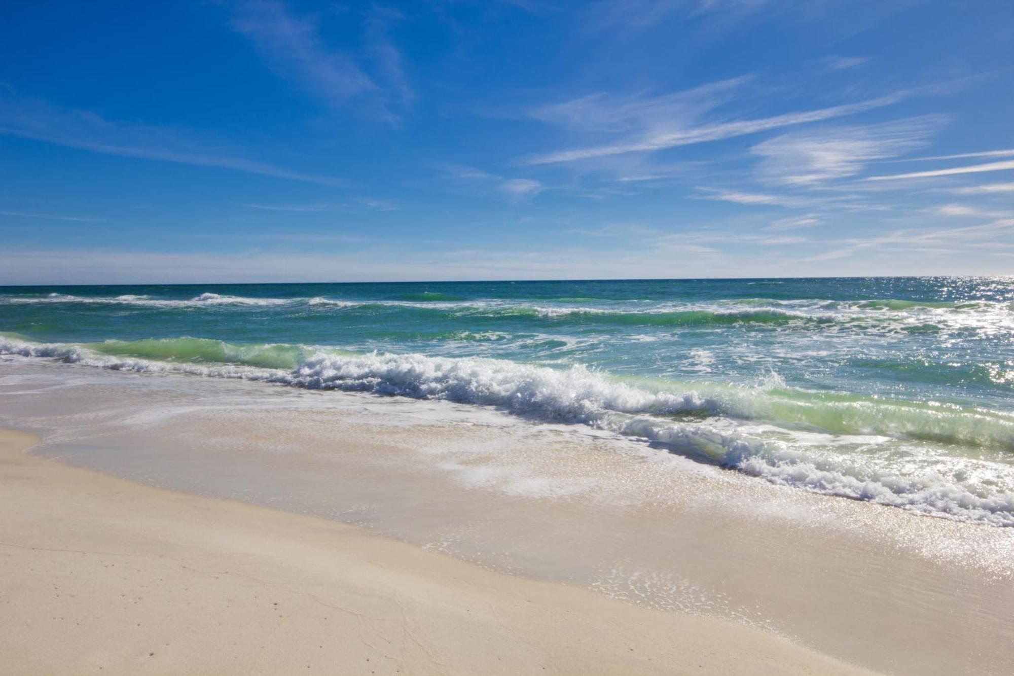 Holiday home Spacious 4-bed, 3-bath House - Sleeps 12 For The Perfect Getaway