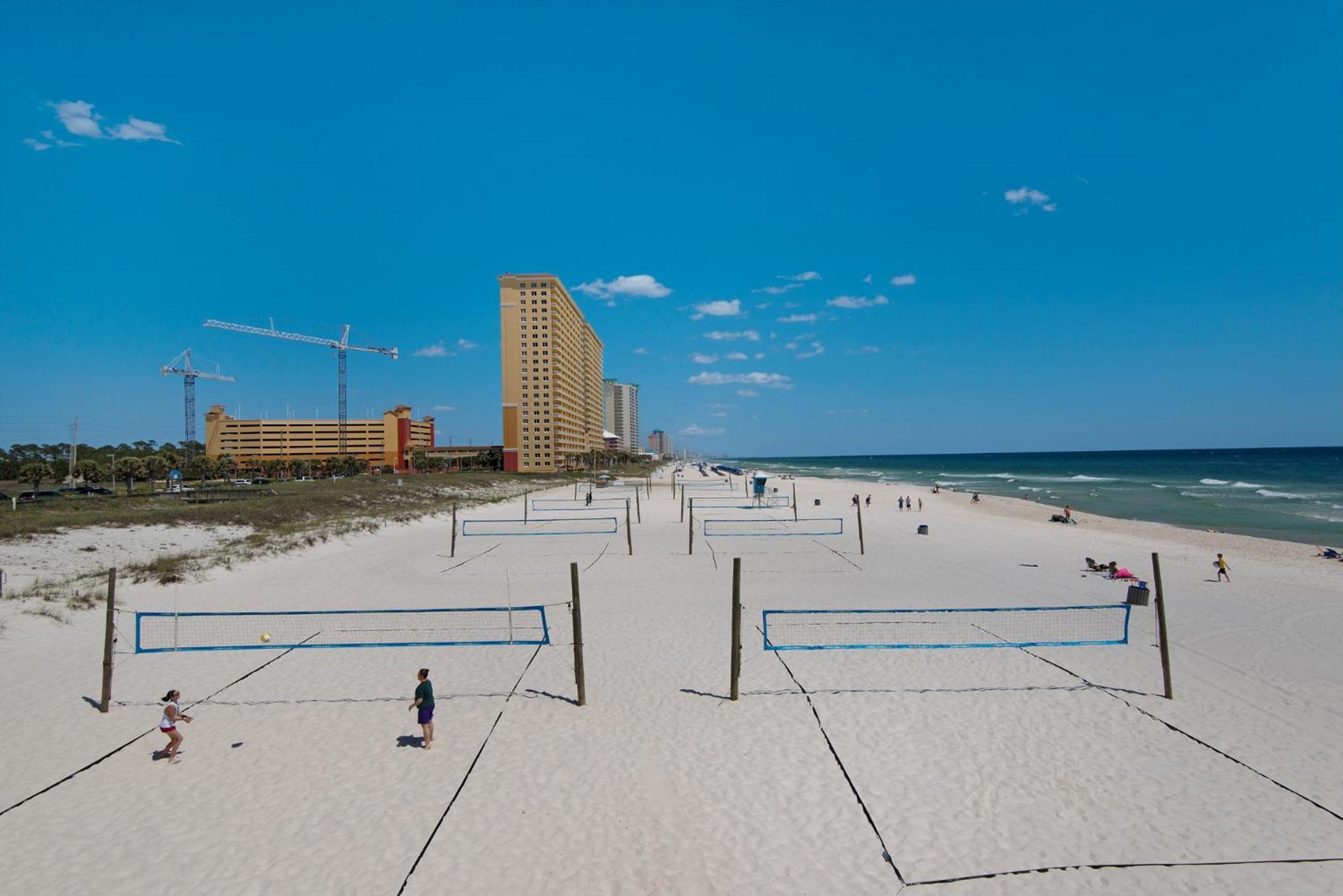 Holiday home Spacious 4-bed, 3-bath House - Sleeps 12 For The Perfect Getaway Panama City Beach